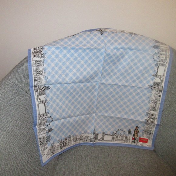 ARMANDO CARUSO signed perfume handkerchiefs(2) with city view 17"x17" Italy - Picture 6 of 9